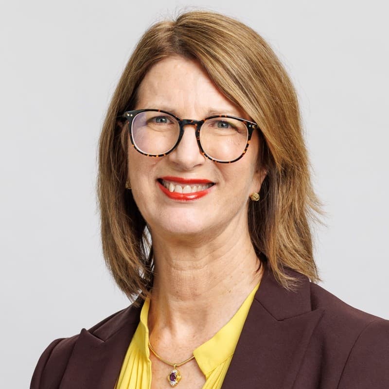 Louise Zacest